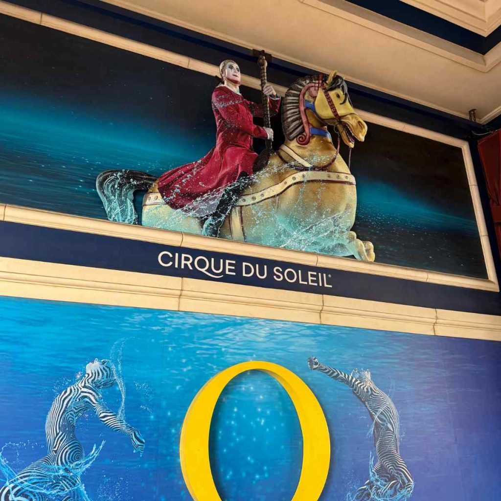 Affiche du spectacle O du Cirque du Soleil au Bellagio Las Vegas.