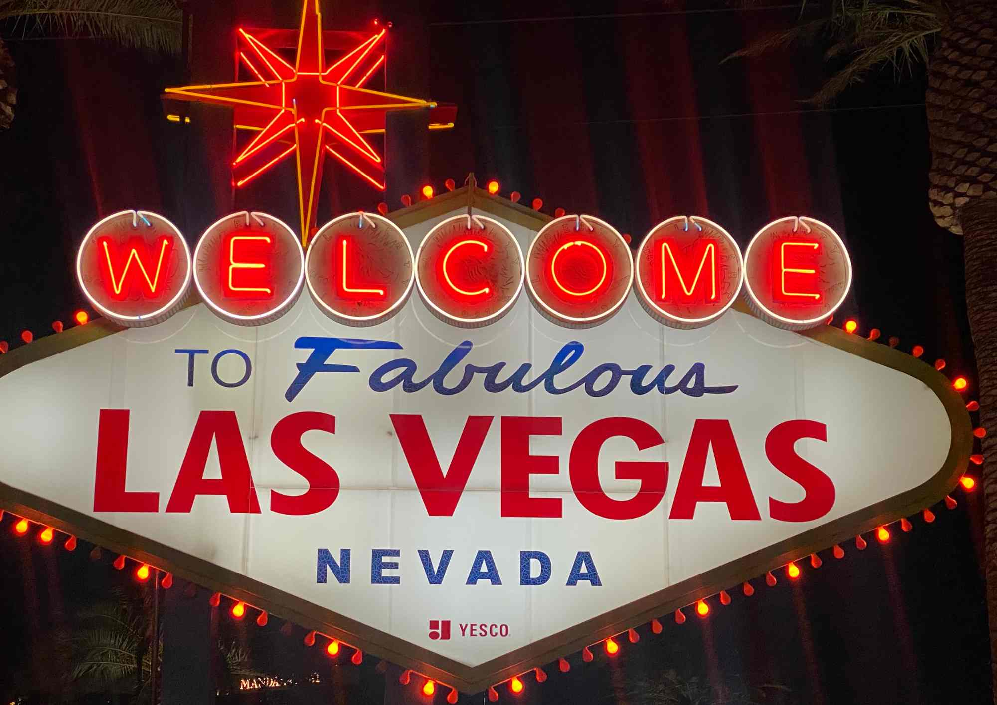 Panneau Welcome to Fabulous Las Vegas illuminé la nuit